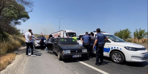 -POLISIN-DUR-IHTARINDAN-KACAN-OTOMOBIL_782058_231274