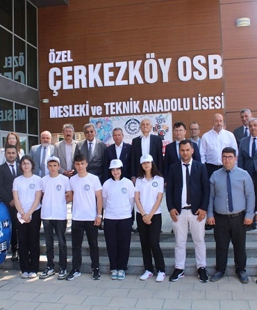 Tekirdağ'da lise öğrencileri, yerli imkanlarla elektrikli kam