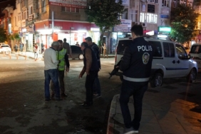 Edirne’de aranması olan 2 kişi yakalandı