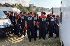 Tekirdağ'da denizde kaybolan çocuğu arama çalışmaları 2'n