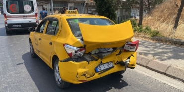 Tekirdağ’da otomobilin arkadan çarptığı taksi sürücüs.
