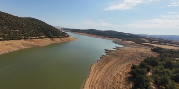 Barajın su seviyesi yüzde 1'in altına düştü; belediye tasa