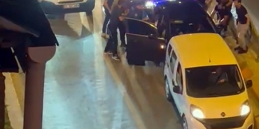 Edirne'de takiple durdurulan otomobilde 6 kaçak göçmen yakala