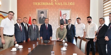 İş insanı kardeşler, Çorlu'ya Aile Sağlığı Merkezi ve