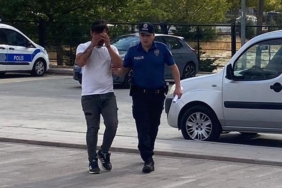 YOL-VERMEME-TARTISMASINDA-MINIBUSE-NAC_853569_253213