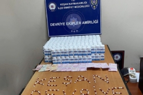 Park halindeki araçta 16 bin 744 sentetik hap ele geçirildi