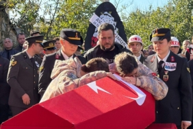 Şehit Astsubay Başçavuş Aykut’u, eşi ve oğlu parkasını