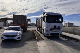 Taşıma sınırını aşan, belgesiz kamyon sürücüsüne 59 b