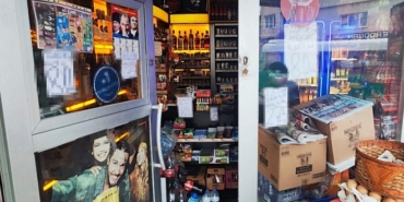 İçki fiyatlarını camlarına asan büfe işletmecisi hakkınd