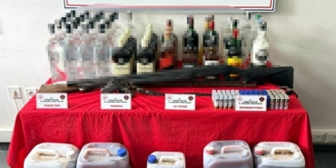 Edirne'de sahte ve kaçak içki ele geçirildi