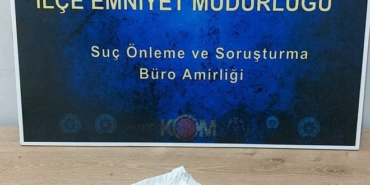 Edirne’de üzerinde uyuşturucuyla yakalanan şüpheliye göza