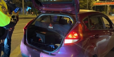 Otomobilinde yüksek ses sistemi bulunan sürücüye 24 bin lira